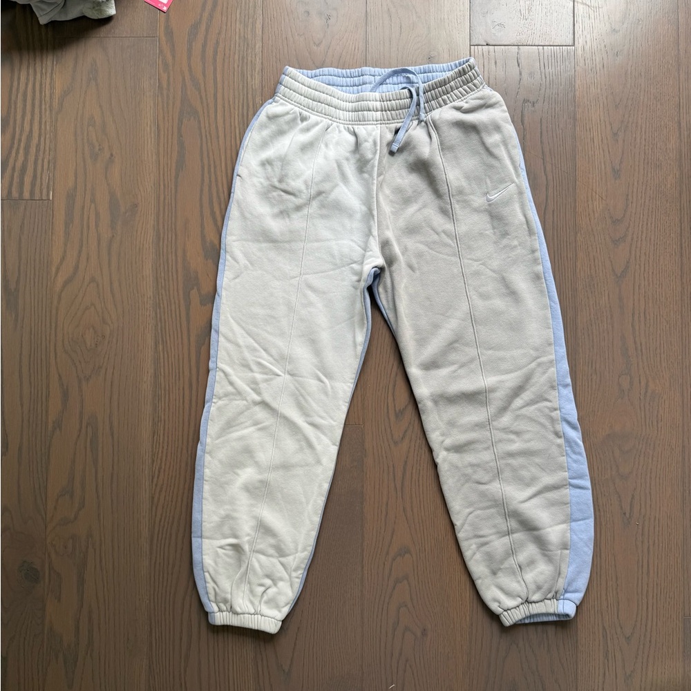 Nike Colour Block Sweats